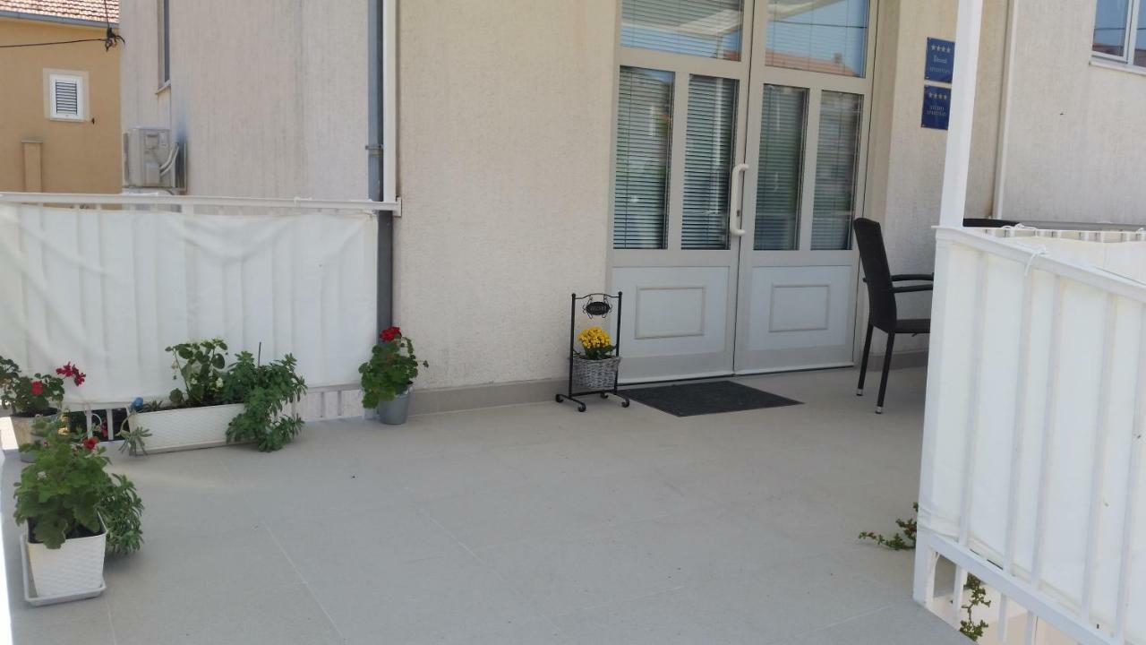Apartments Sanja Trogir Exterior photo